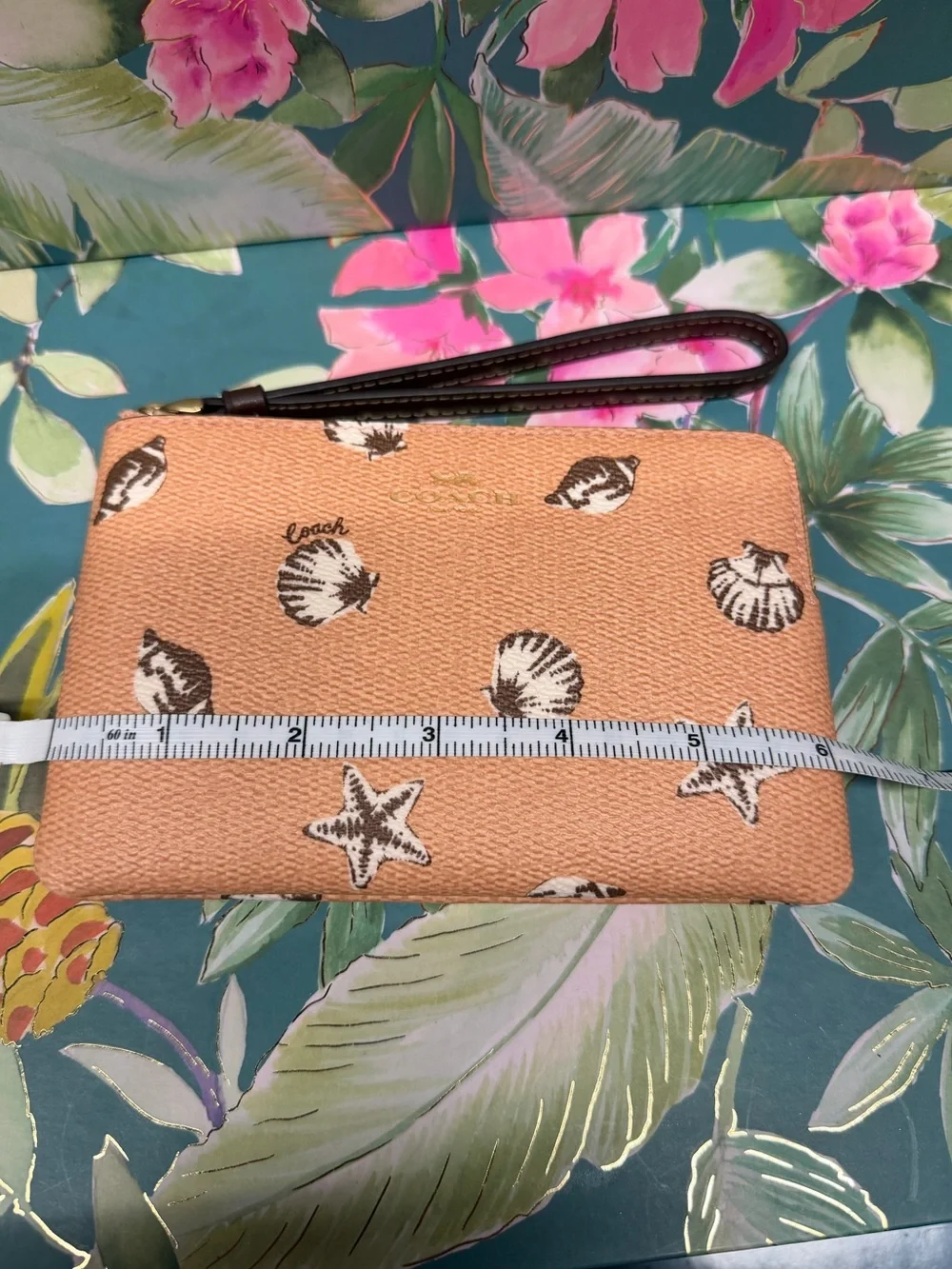 Coach Corner Zip Wristlet in Coral/Maple Seashell Print – NWT - Picture 10 of 11
